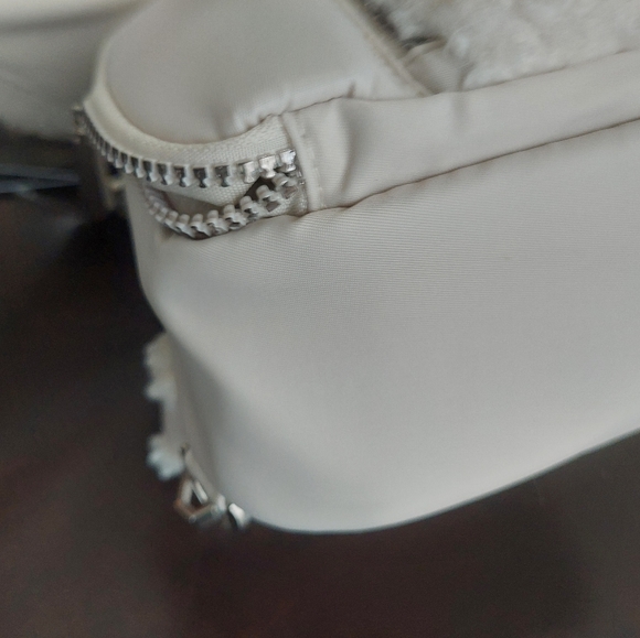 House of Harlow 1960 mixed media sling bag - Picture 4 of 17